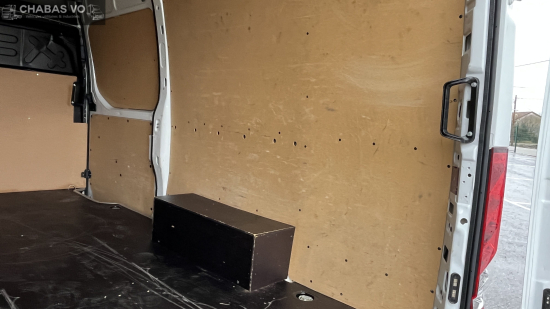 IVECO Daily 35S14V12 140 cv fourgon 12m3