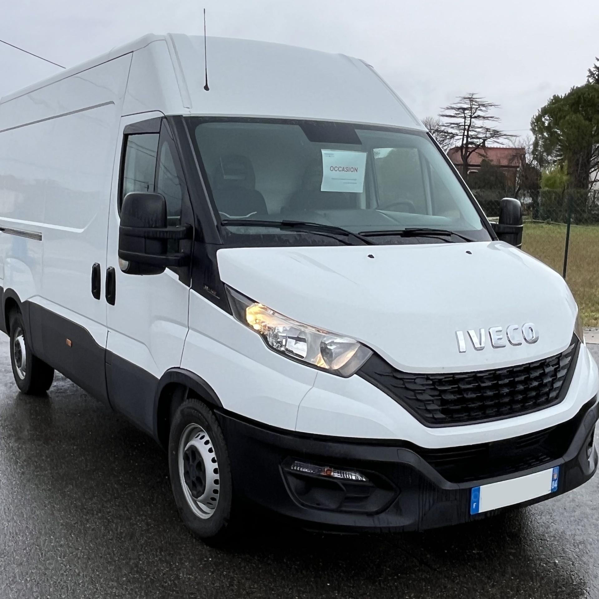 IVECO Daily 35S14V12 140 cv fourgon 12m3