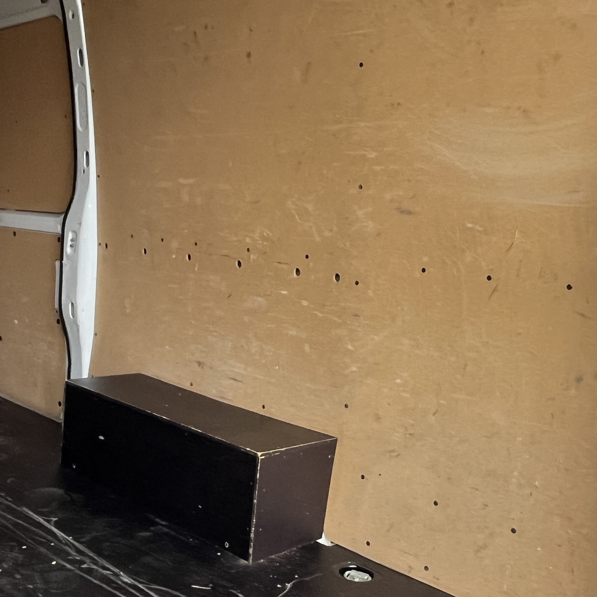 IVECO Daily 35S14V12 140 cv fourgon 12m3