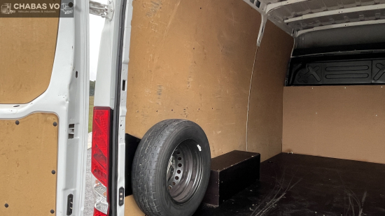 IVECO Daily 35S14V12 140 cv fourgon 12m3