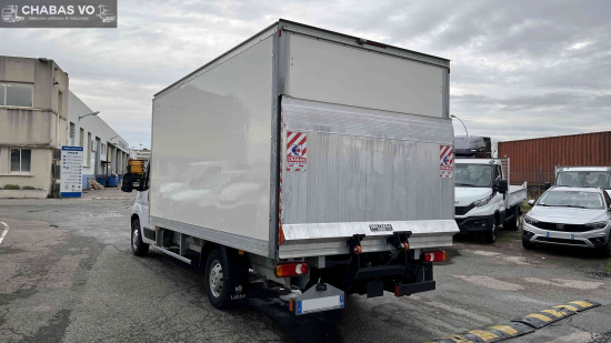 PEUGEOT Boxer 165cv caisse hayon