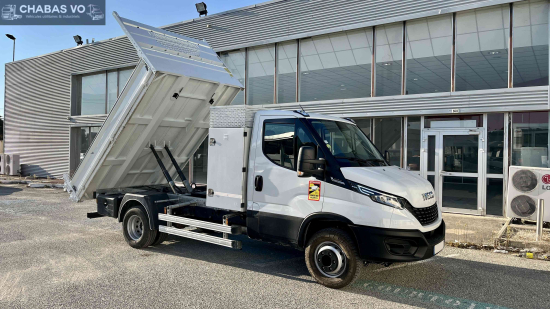 IVECO Daily poids lourd 72C21A8 210cv boite auto benne coffre