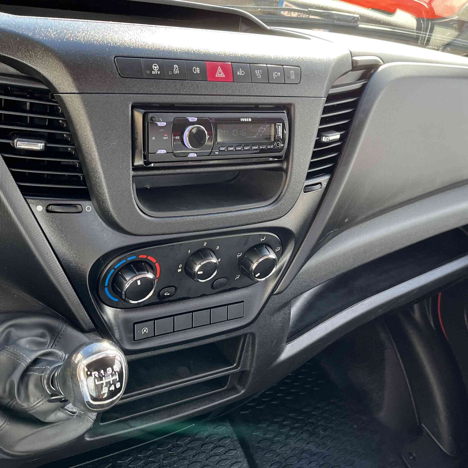 IVECO Daily 35C12 benne aluminium