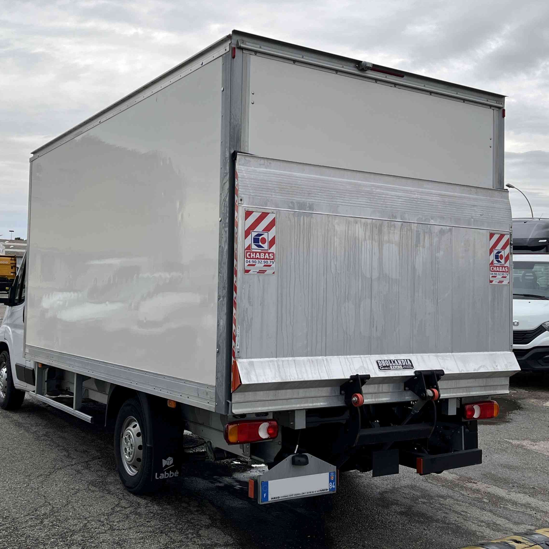 PEUGEOT Boxer 165cv caisse hayon