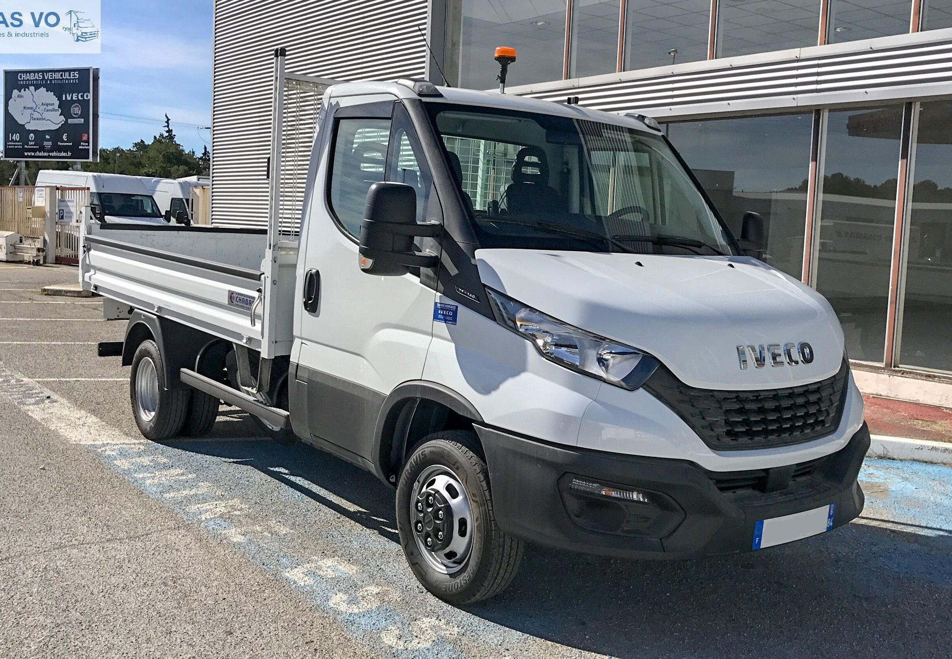 IVECO Daily 35C14 140cv benne
