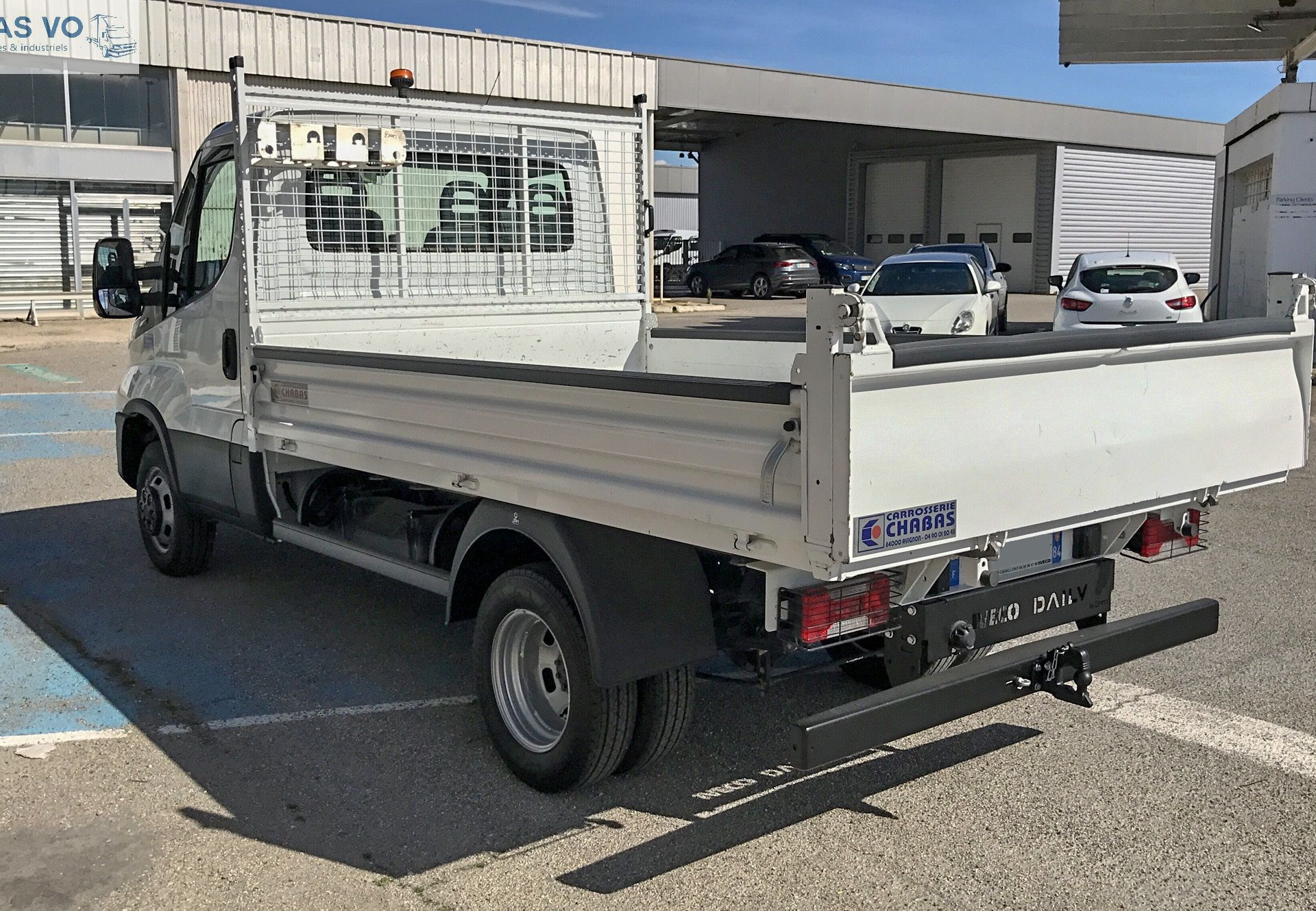 IVECO Daily 35C14 140cv benne