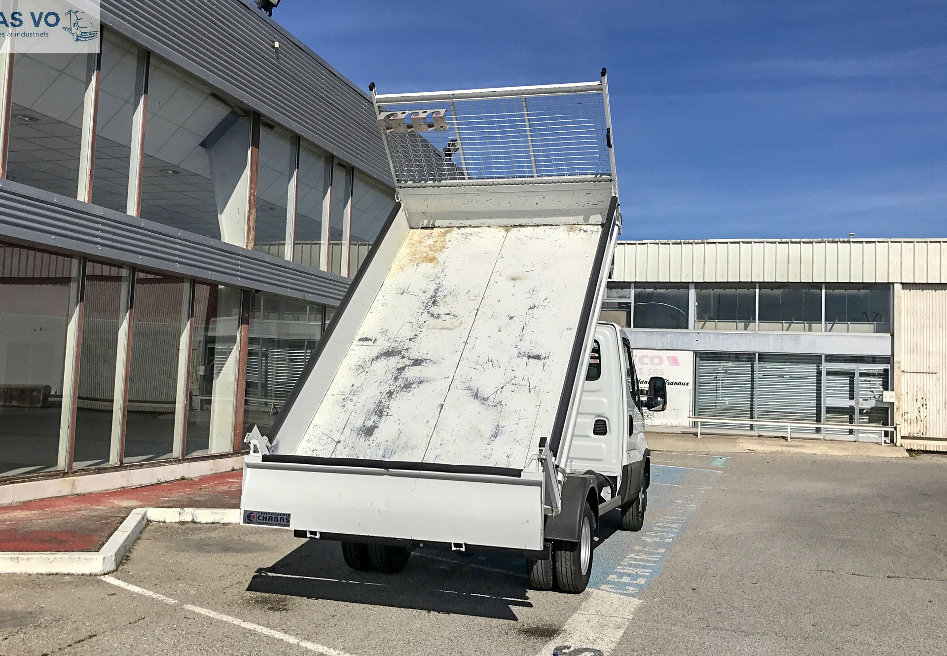 IVECO Daily 35C14 140cv benne