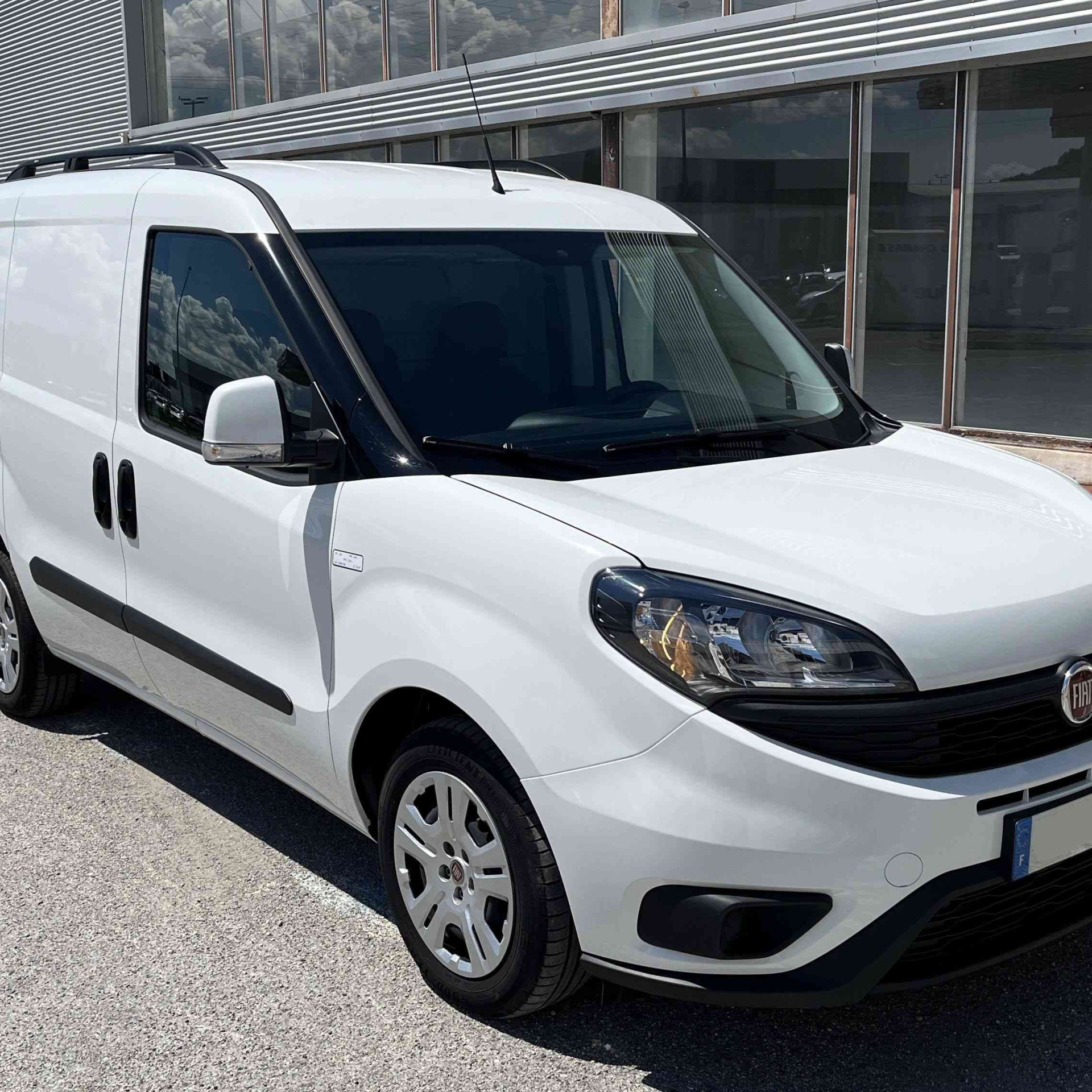 FIAT Doblo 105cv fourgon 3m3