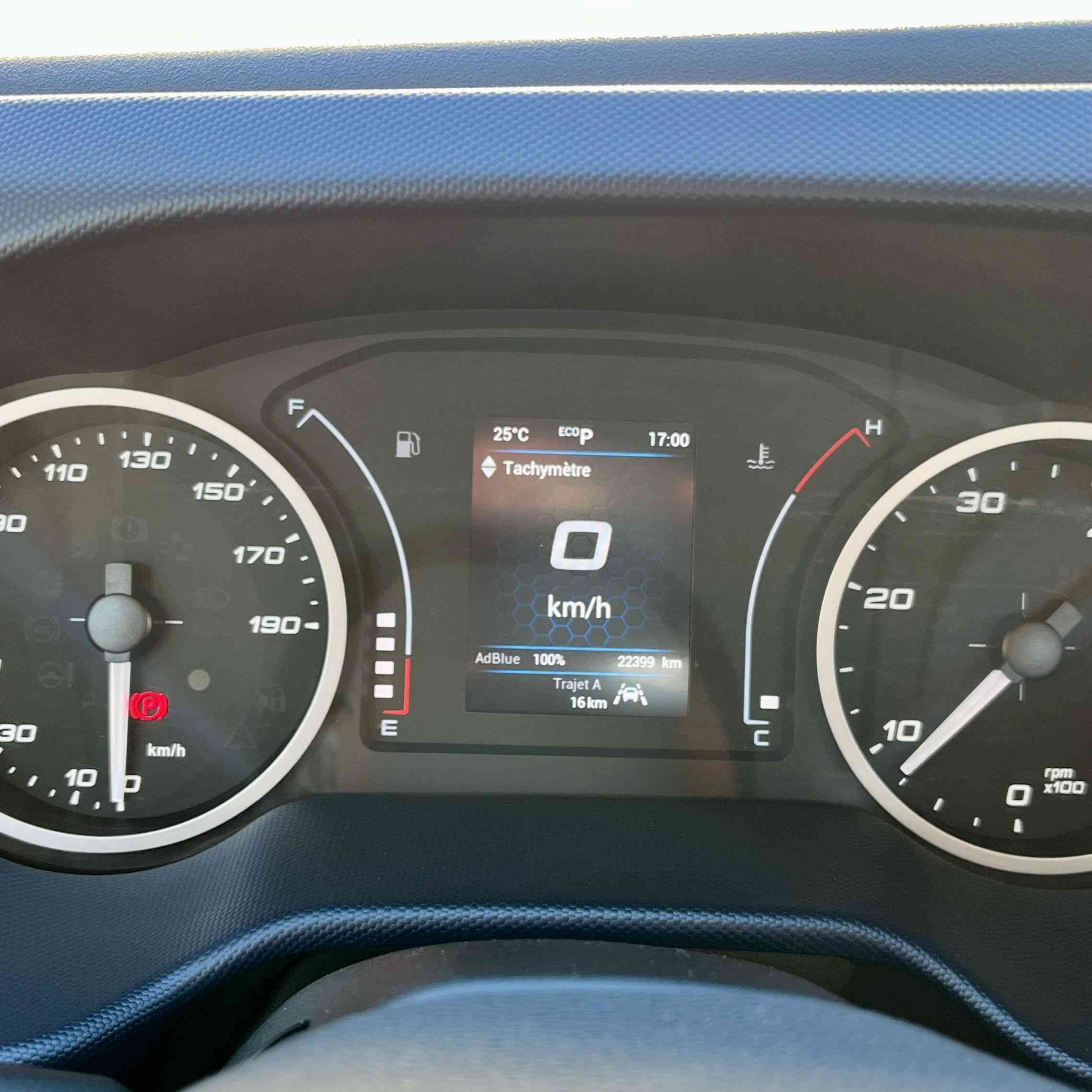 IVECO Daily poids lourd 72C21A8 210cv boite auto benne coffre